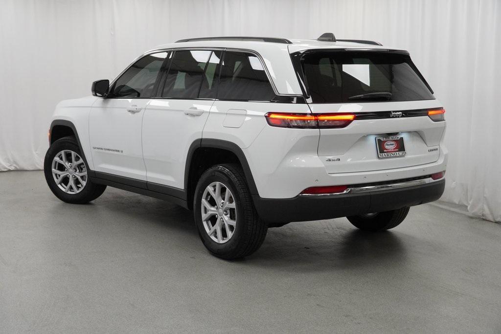 used 2022 Jeep Grand Cherokee car, priced at $31,894