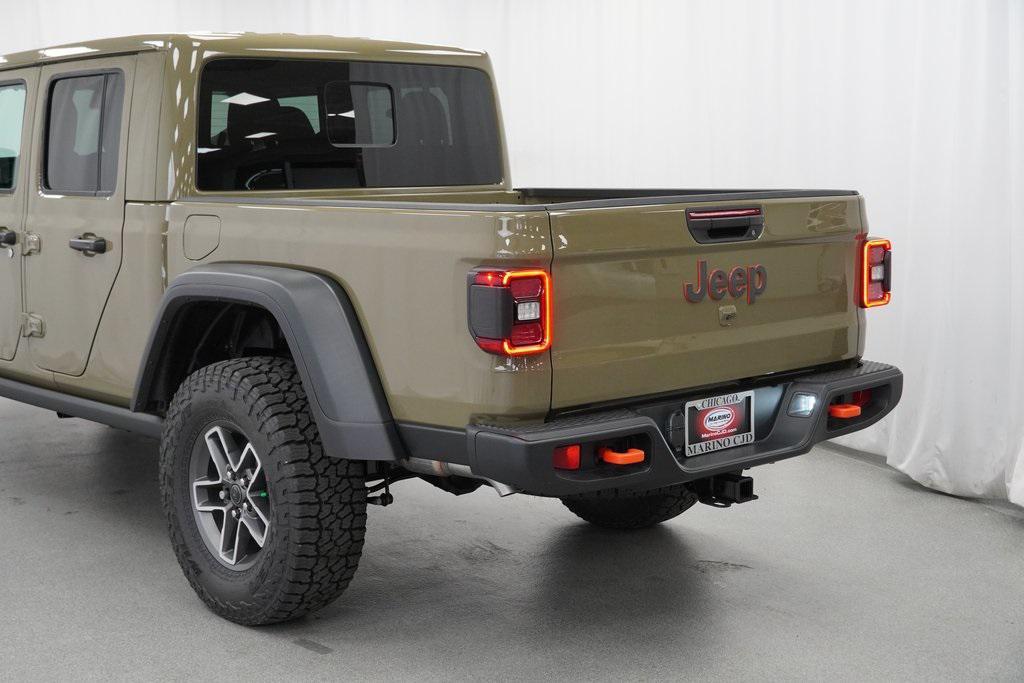 new 2025 Jeep Gladiator car, priced at $48,380