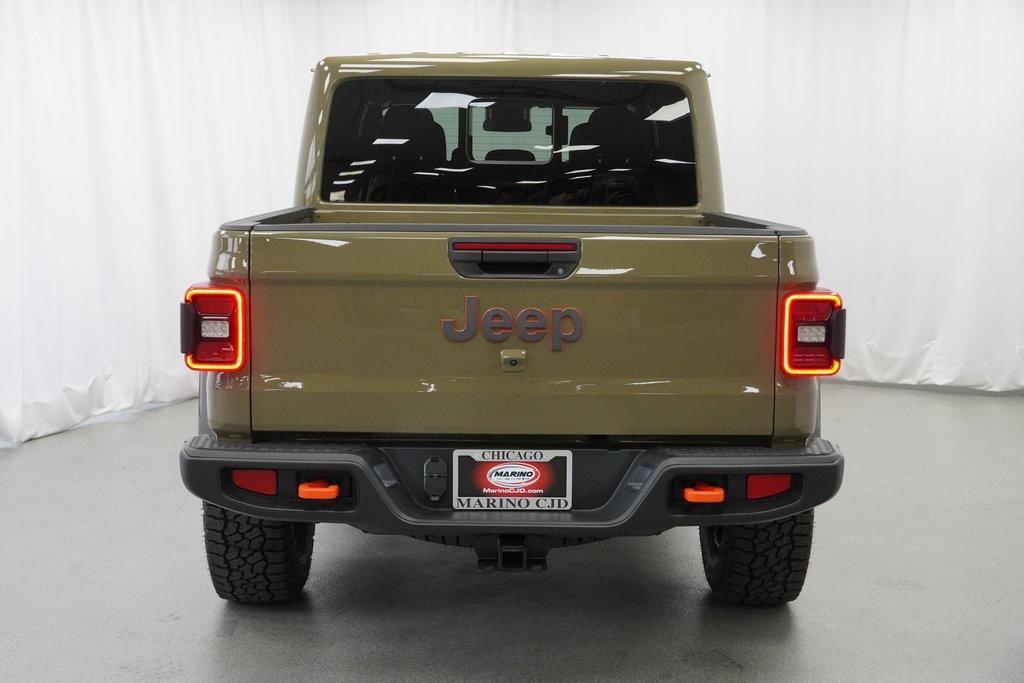 new 2025 Jeep Gladiator car, priced at $48,380