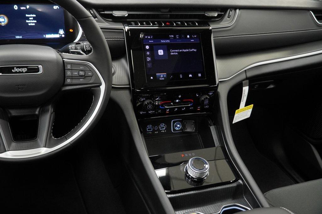 new 2025 Jeep Grand Cherokee car