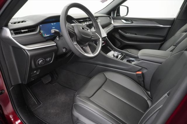 new 2025 Jeep Grand Cherokee car, priced at $47,310