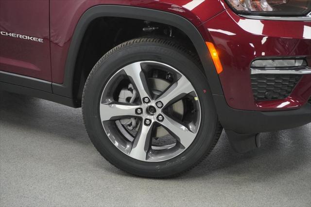 new 2025 Jeep Grand Cherokee car, priced at $47,310