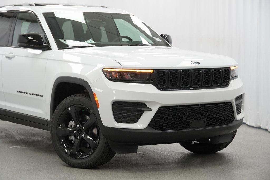 new 2025 Jeep Grand Cherokee car