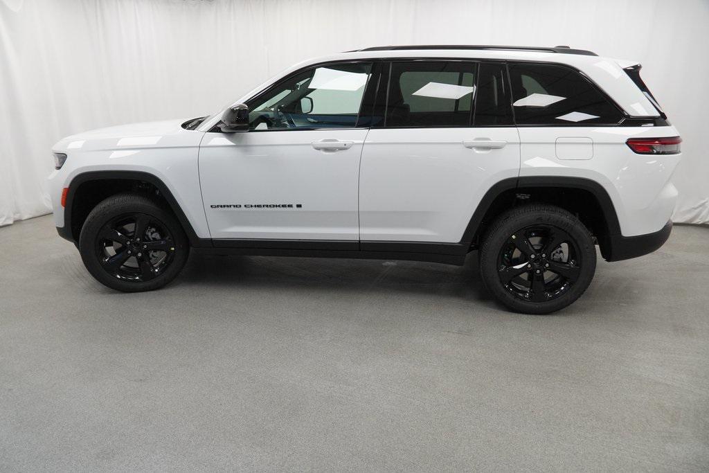 new 2025 Jeep Grand Cherokee car
