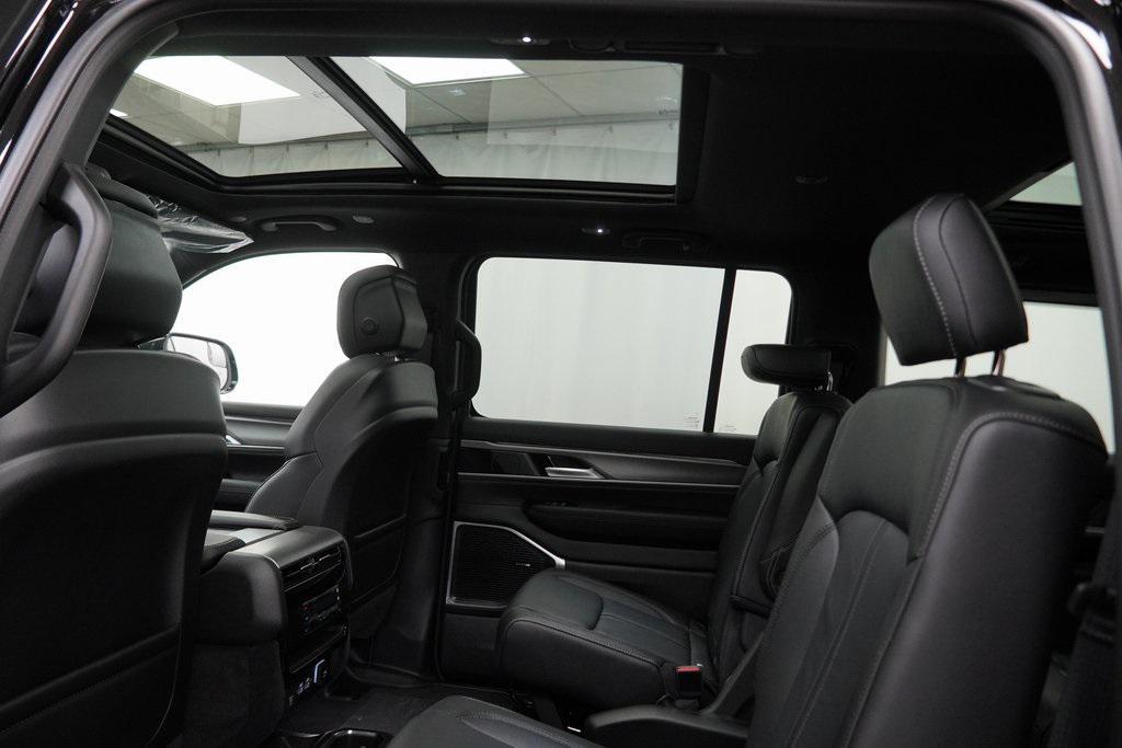 new 2025 Jeep Wagoneer car, priced at $70,230