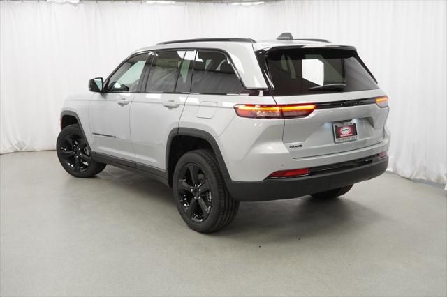 new 2025 Jeep Grand Cherokee car, priced at $40,675