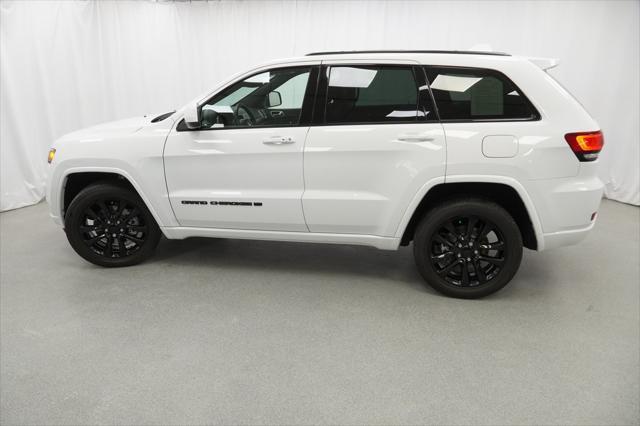 used 2022 Jeep Grand Cherokee car, priced at $32,494