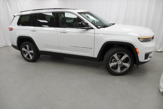 new 2024 Jeep Grand Cherokee L car, priced at $42,190