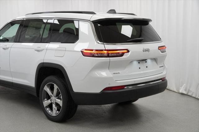 new 2024 Jeep Grand Cherokee L car, priced at $42,190