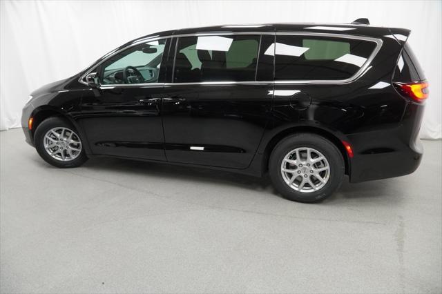 new 2025 Chrysler Pacifica car, priced at $38,145