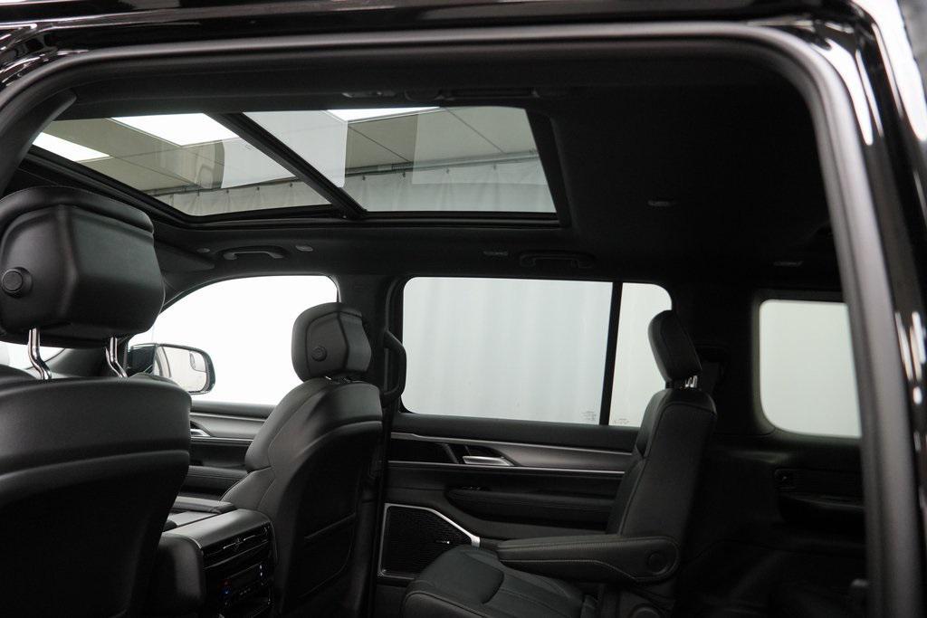 new 2025 Jeep Wagoneer car, priced at $69,425