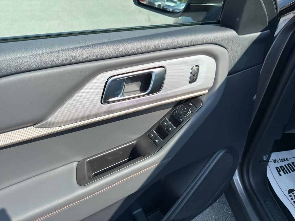 new 2025 Ford Explorer car, priced at $49,249