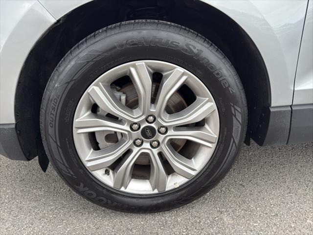 used 2024 Ford Edge car, priced at $29,349