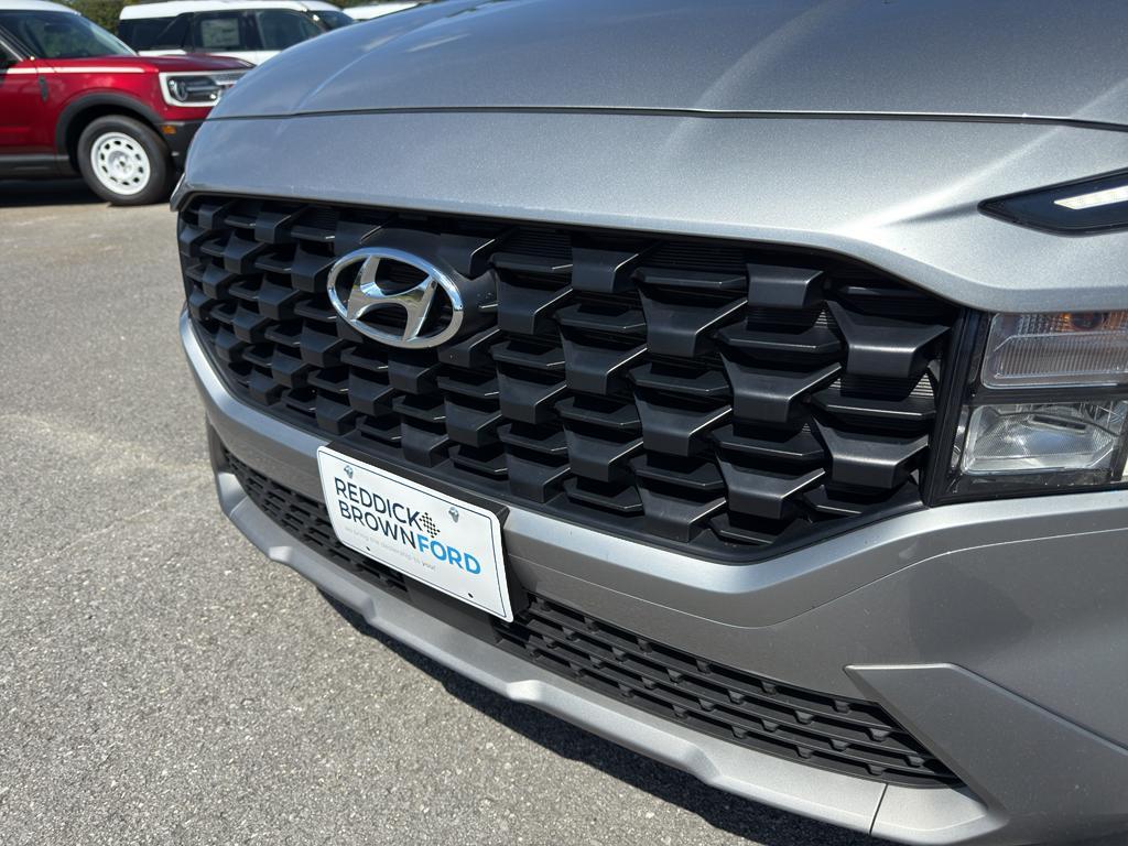 used 2023 Hyundai Santa Fe car, priced at $21,900