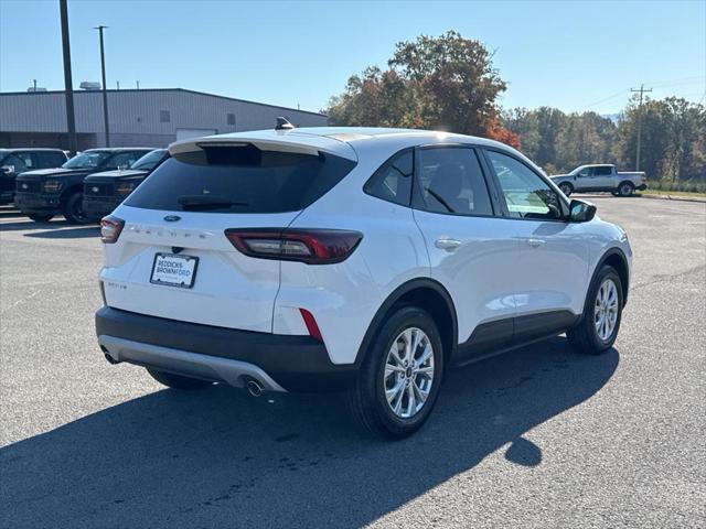 new 2025 Ford Escape car, priced at $28,900