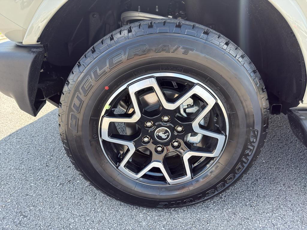 new 2025 Ford Bronco car, priced at $55,590