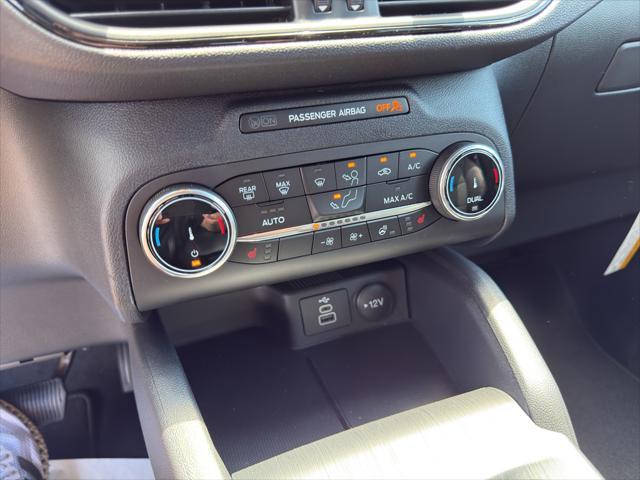 new 2025 Ford Escape car, priced at $34,200