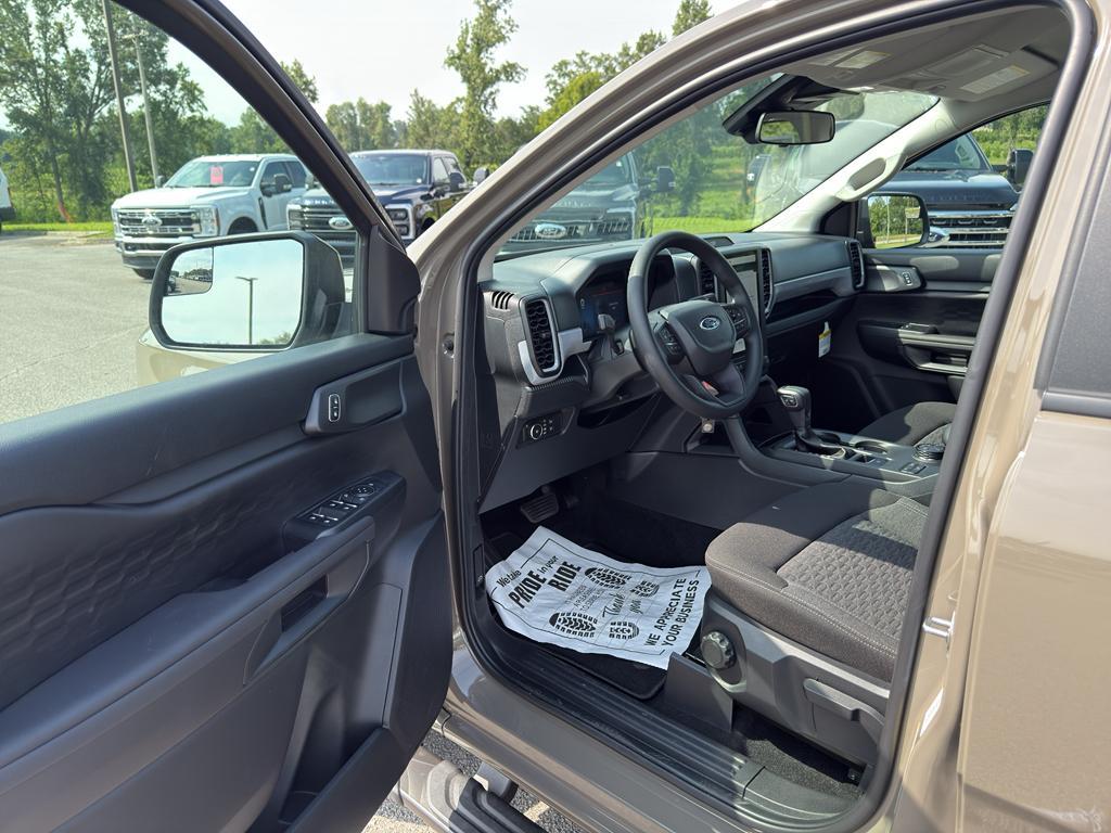 new 2025 Ford Ranger car, priced at $38,912