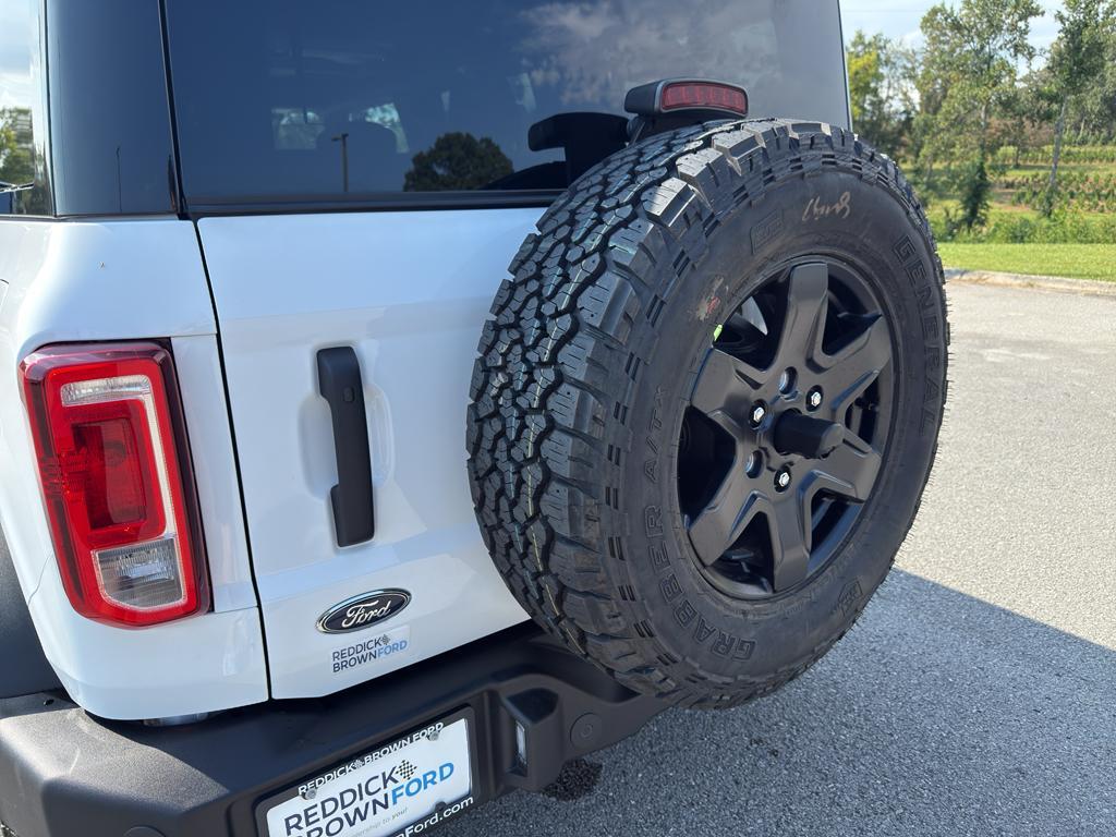 new 2025 Ford Bronco car, priced at $47,746