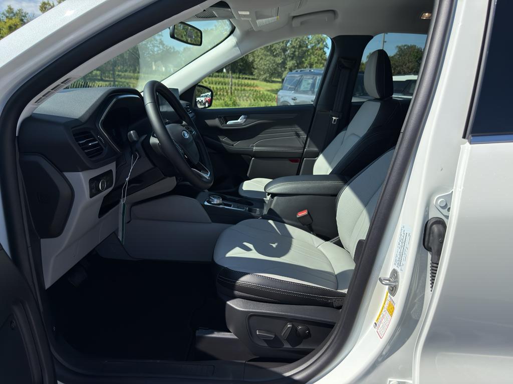 new 2025 Ford Escape PHEV car, priced at $42,706