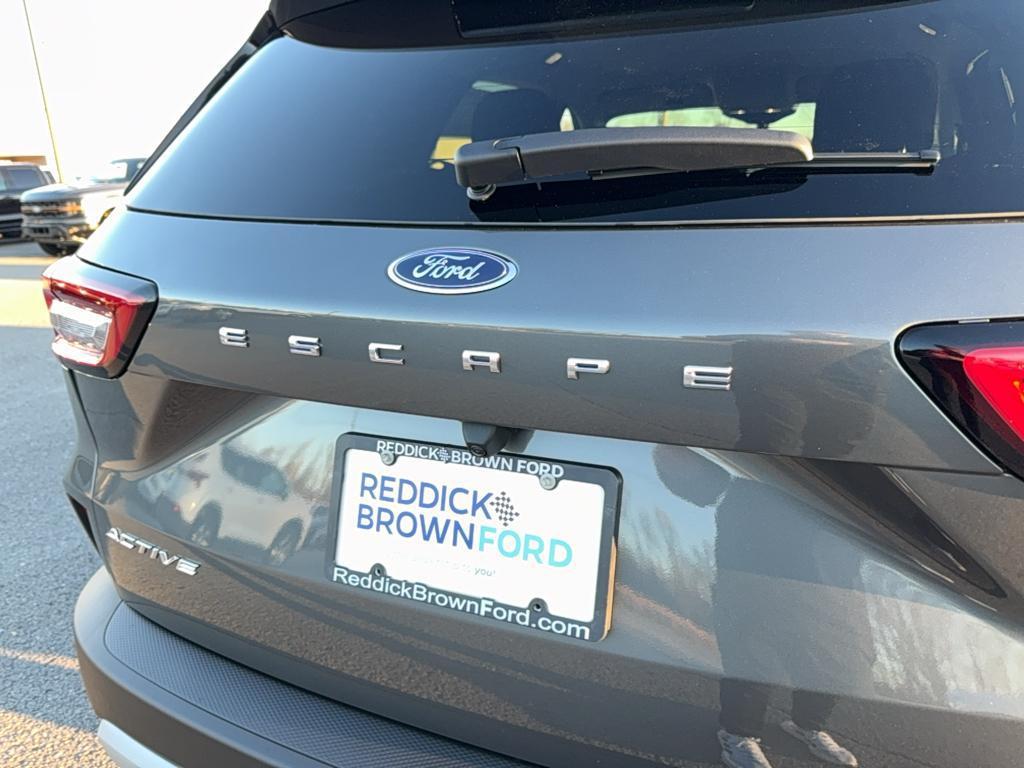 new 2025 Ford Escape car, priced at $28,560