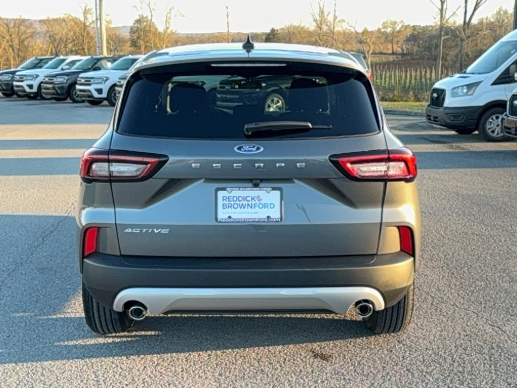 new 2025 Ford Escape car, priced at $28,560
