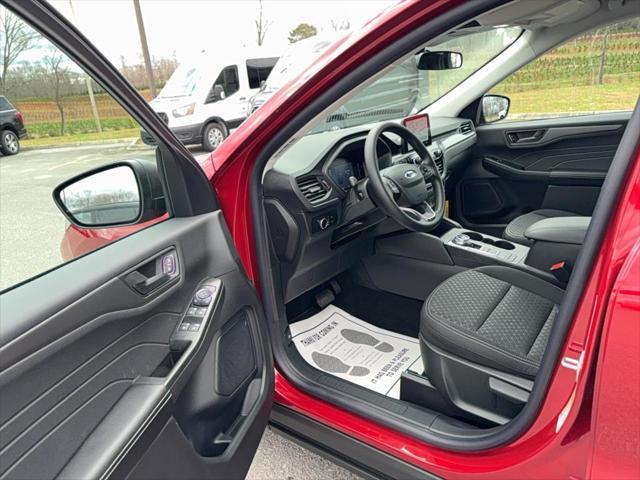 new 2025 Ford Escape car, priced at $29,700