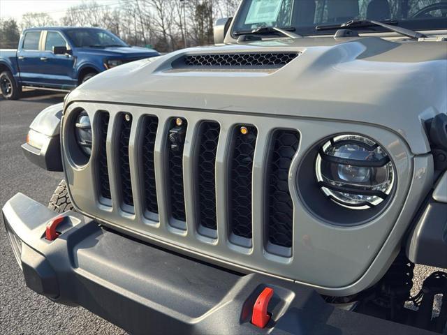 used 2022 Jeep Gladiator car, priced at $37,995