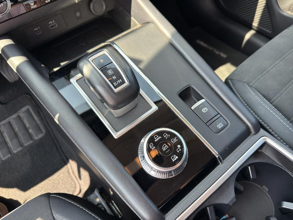 used 2024 Mitsubishi Outlander car, priced at $24,542