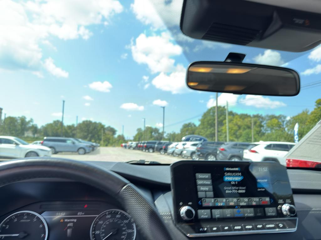 used 2024 Mitsubishi Outlander car, priced at $24,542