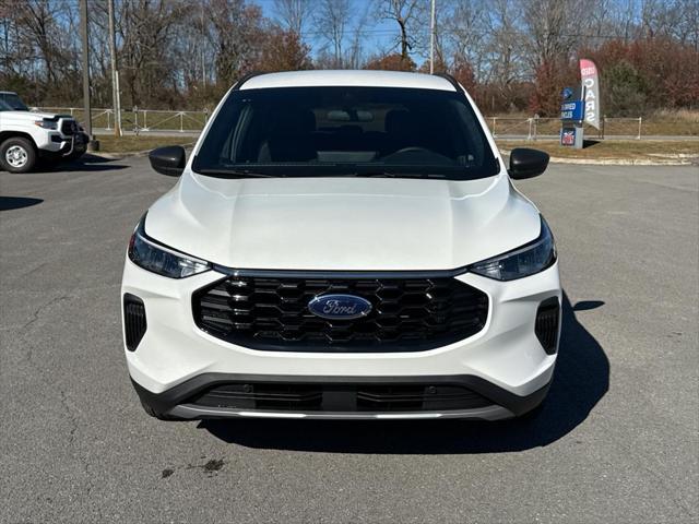 new 2025 Ford Escape car, priced at $33,000