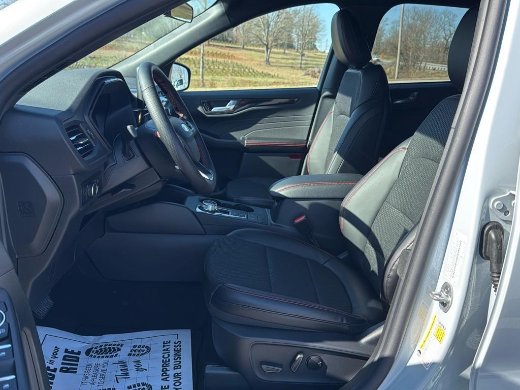 new 2025 Ford Escape car, priced at $33,130