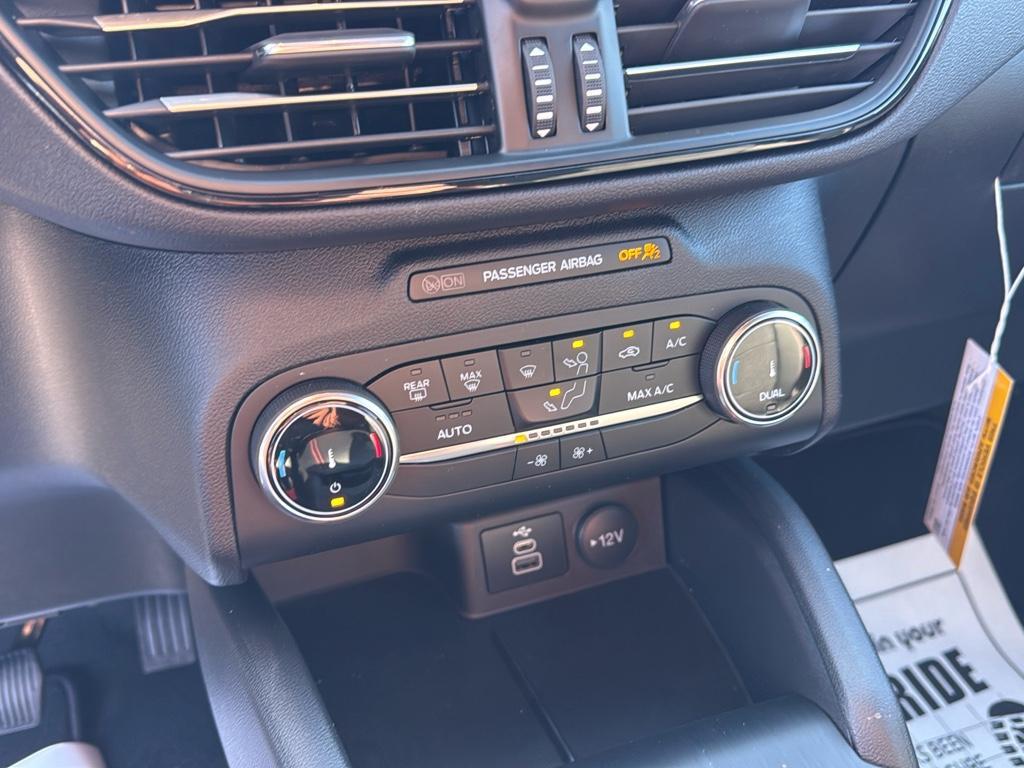 new 2025 Ford Escape car, priced at $33,130