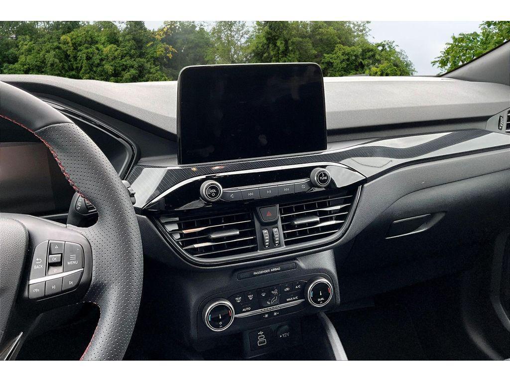 new 2025 Ford Escape car, priced at $30,990