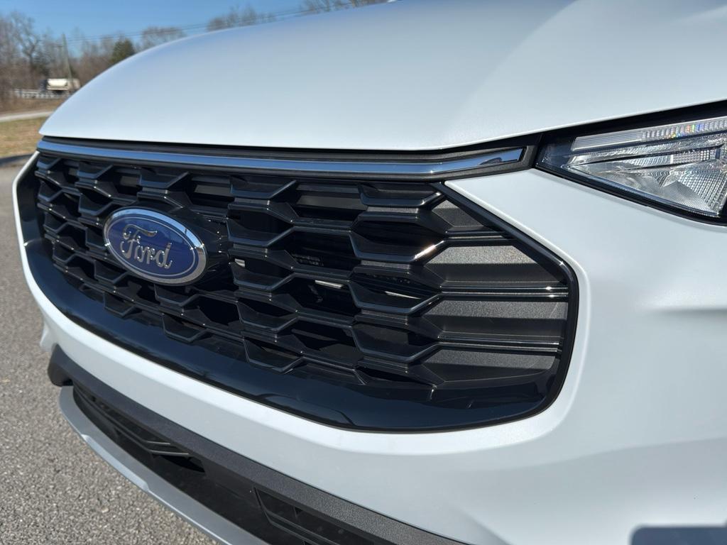 new 2025 Ford Escape car, priced at $33,130