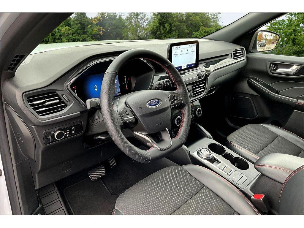 new 2025 Ford Escape car, priced at $30,990