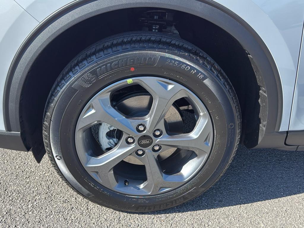 new 2025 Ford Escape car, priced at $33,130