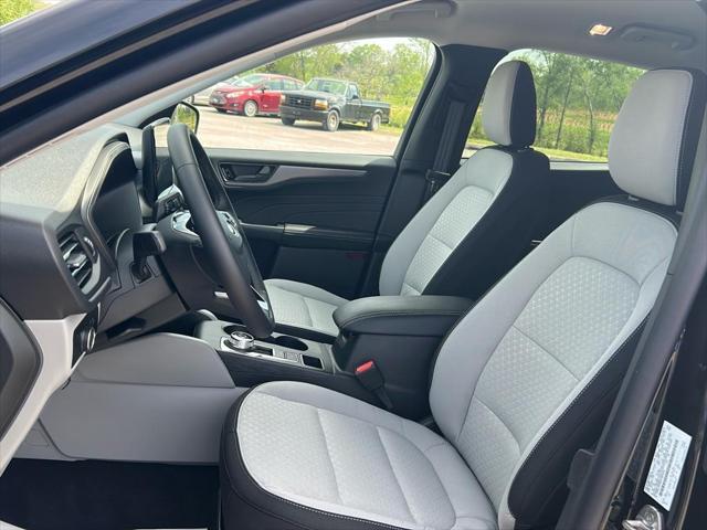 new 2025 Ford Escape car, priced at $32,232