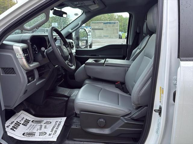 new 2025 Ford F-350 car