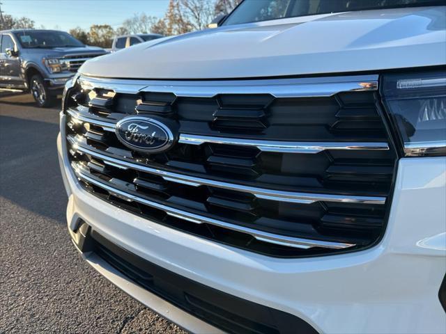 new 2025 Ford Explorer car, priced at $49,695