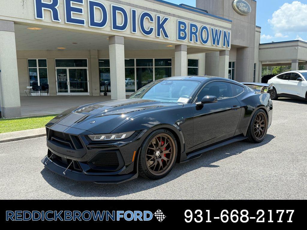 new 2025 Ford Mustang car