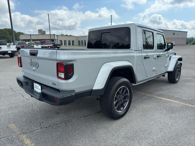 used 2023 Jeep Gladiator car, priced at $30,949
