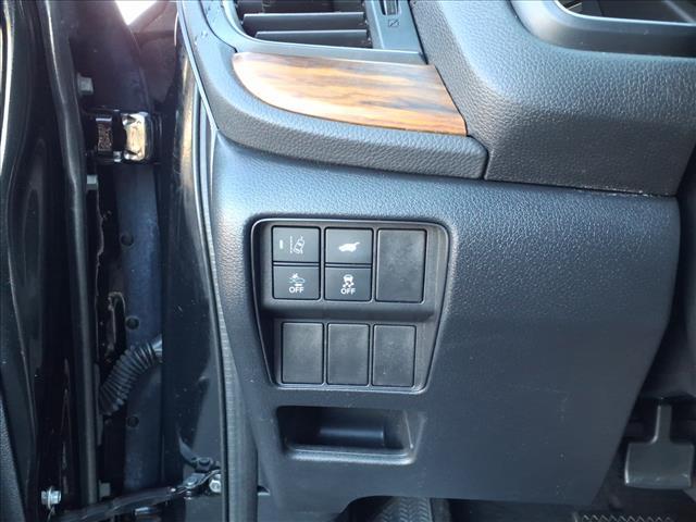 used 2022 Honda CR-V Hybrid car, priced at $27,000
