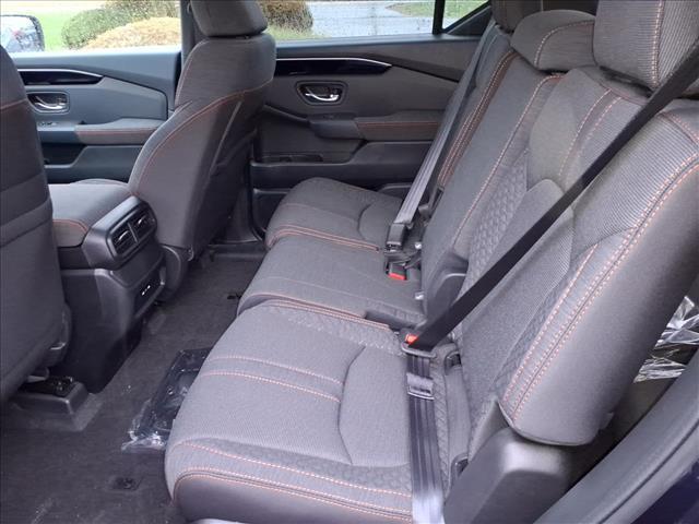 new 2025 Honda Pilot car, priced at $43,795