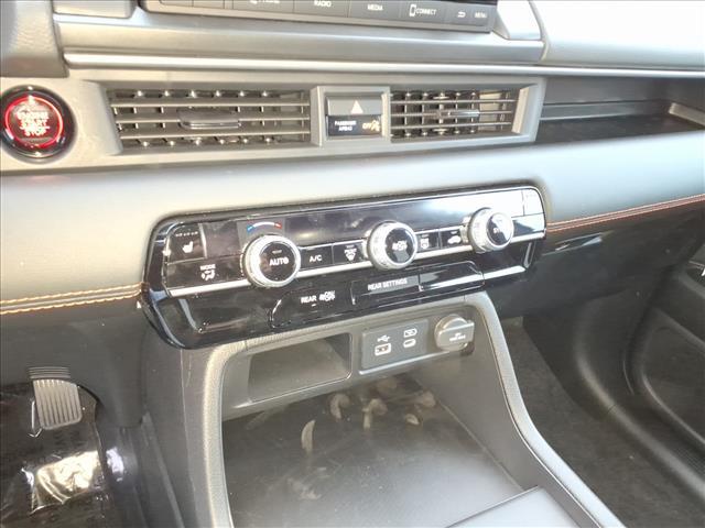 new 2025 Honda Pilot car, priced at $43,795