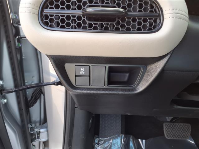new 2025 Honda HR-V car, priced at $28,295