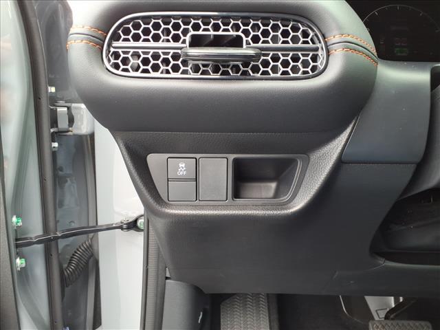 used 2025 Honda HR-V car, priced at $28,500