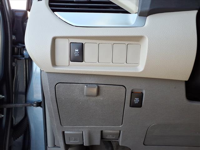 used 2015 Toyota Sienna car, priced at $11,500
