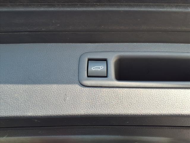 used 2023 Toyota Highlander car, priced at $39,000