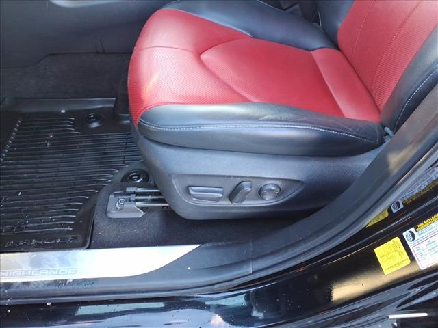used 2023 Toyota Highlander car, priced at $39,000